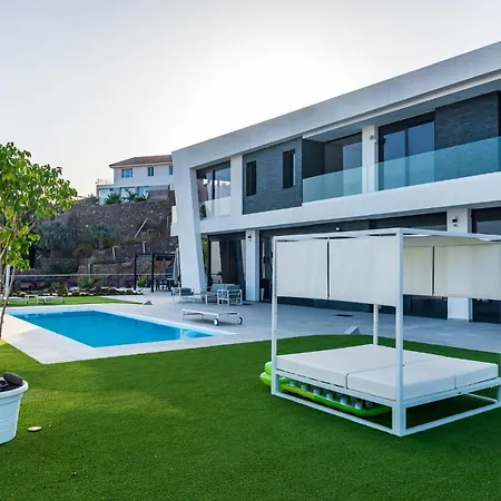 Boutique Monte Leon Villa *