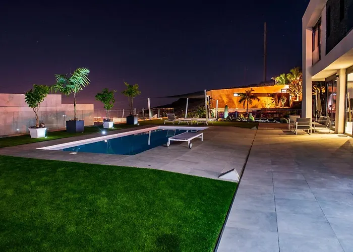 Blue Horizon By Monte Leon Вилла