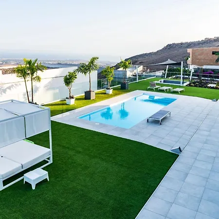 Blue Horizon By Monte Leon *