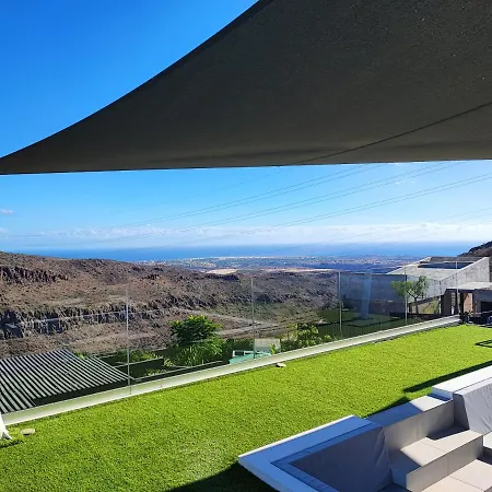 Villa Blue Horizon By Monte Leon