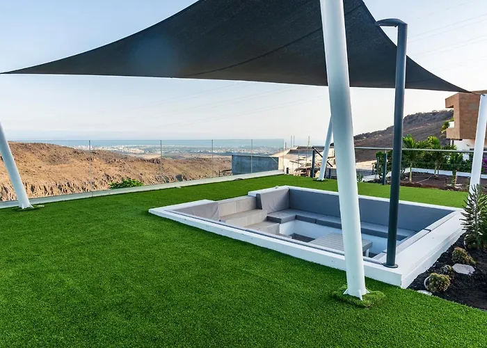 Blue Horizon By Monte Leon *