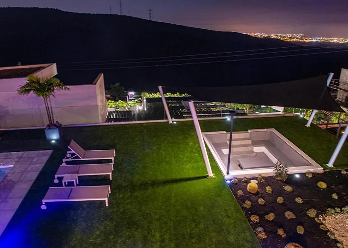 Blue Horizon By Monte Leon