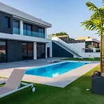 Villa Blue Horizon By Monte Leon *