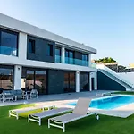 Villa Blue Horizon By Monte Leon *