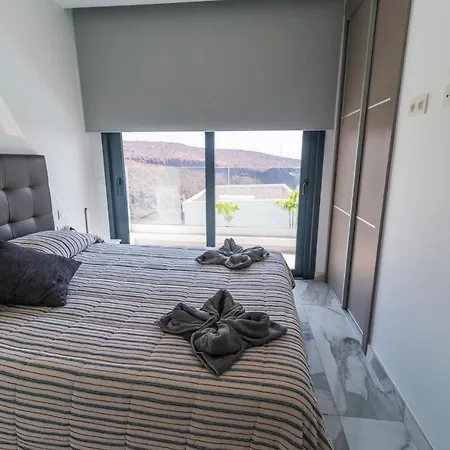 Blue Horizon By Monte Leon ヴィラ