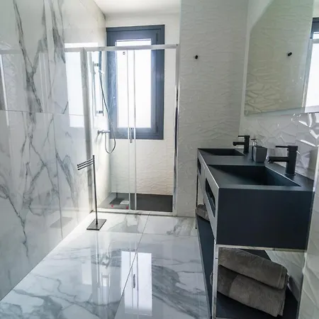 Blue Horizon By Monte Leon * マスパロマス