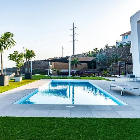 Blue Horizon By Monte Leon *