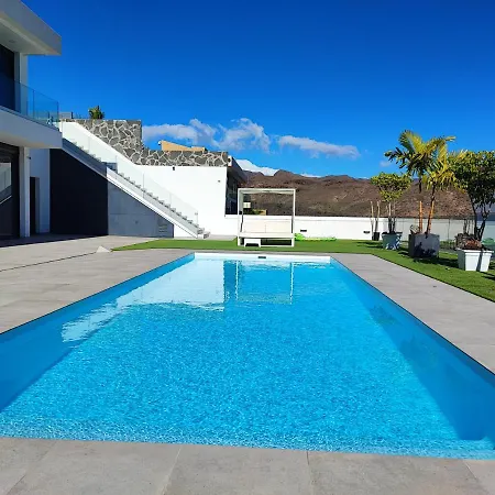 Blue Horizon By Monte Leon