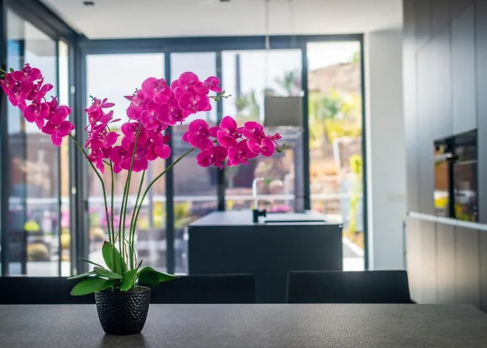 Villa Blue Horizon By Monte Leon