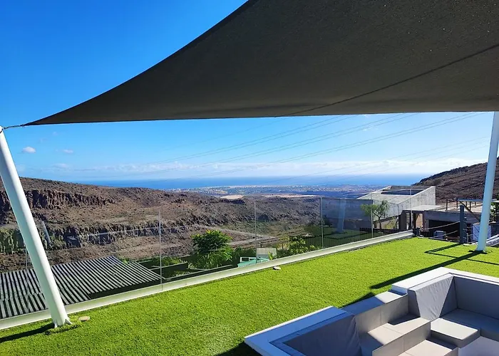 Villa Blue Horizon By Monte Leon